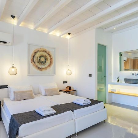 The Mykonist Merchia Beach Villas & Suites Esterno foto
