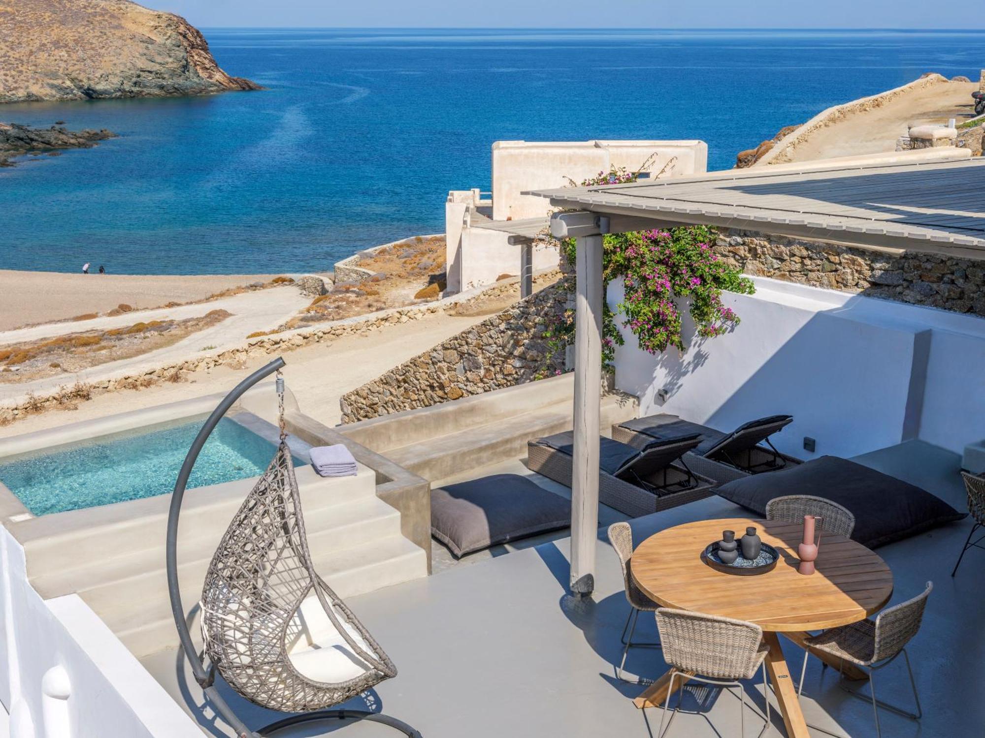 The Mykonist Merchia Beach Villas & Suites Esterno foto
