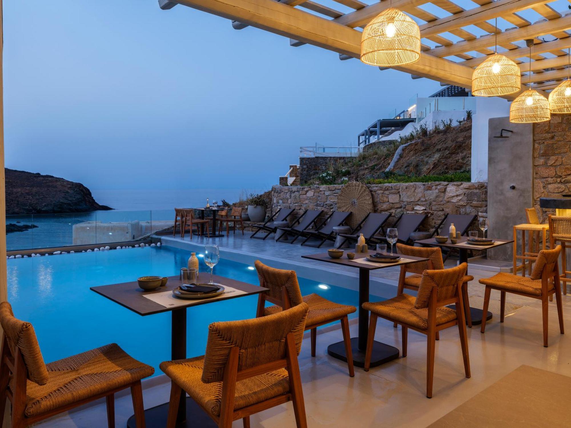 The Mykonist Merchia Beach Villas & Suites Esterno foto