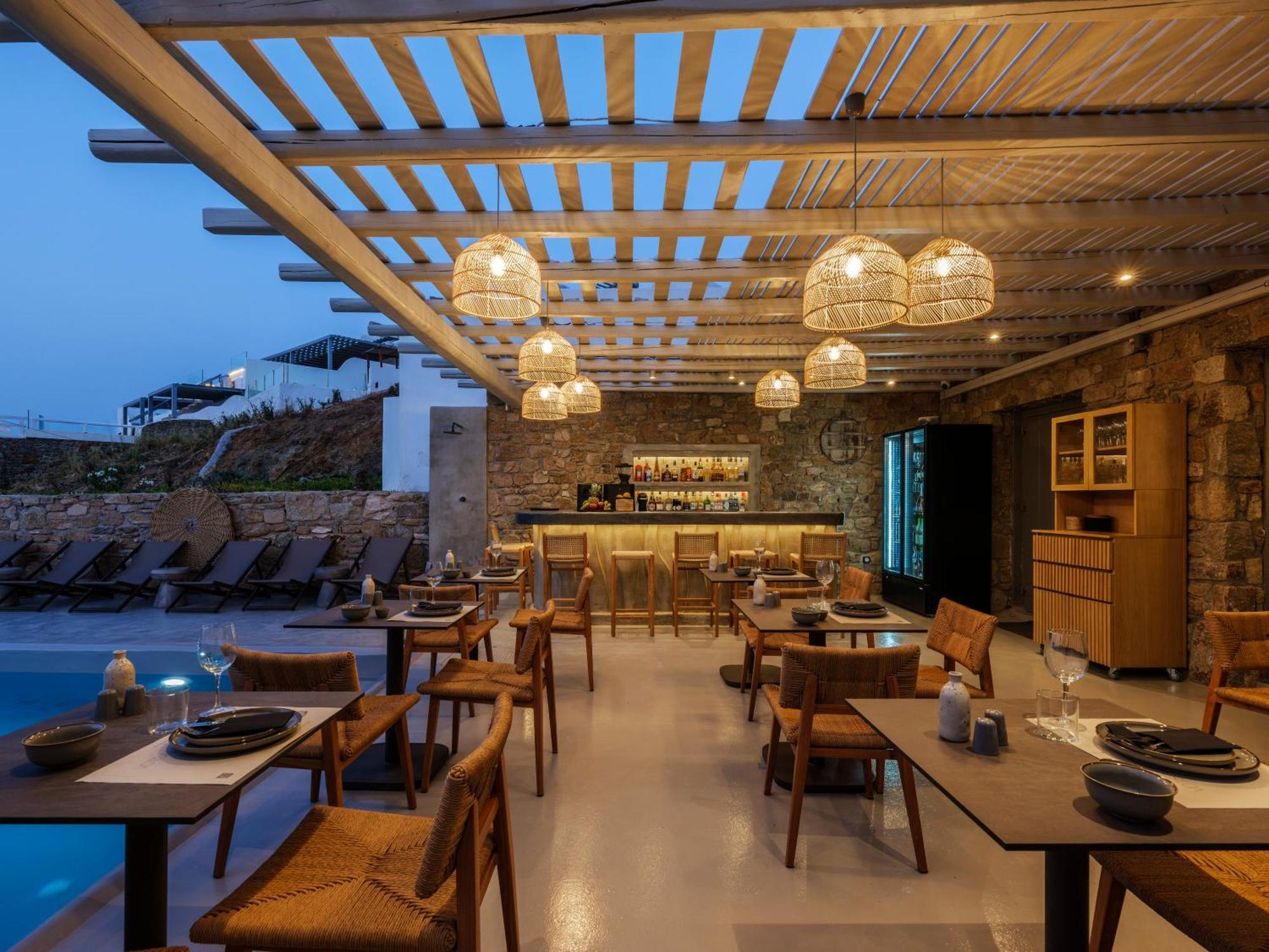 The Mykonist Merchia Beach Villas & Suites Esterno foto