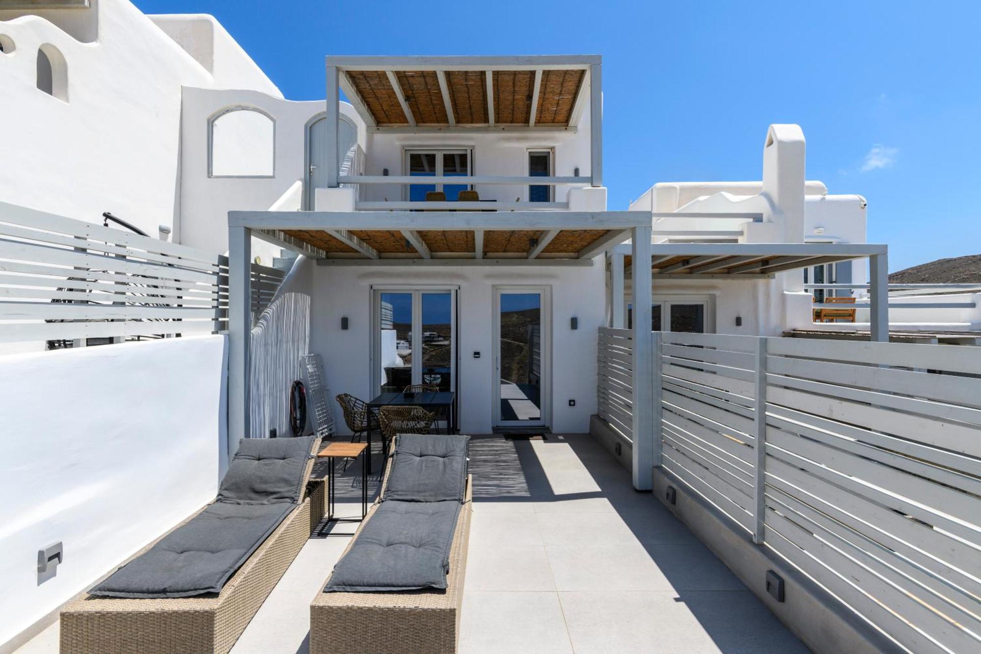 The Mykonist Merchia Beach Villas & Suites Esterno foto