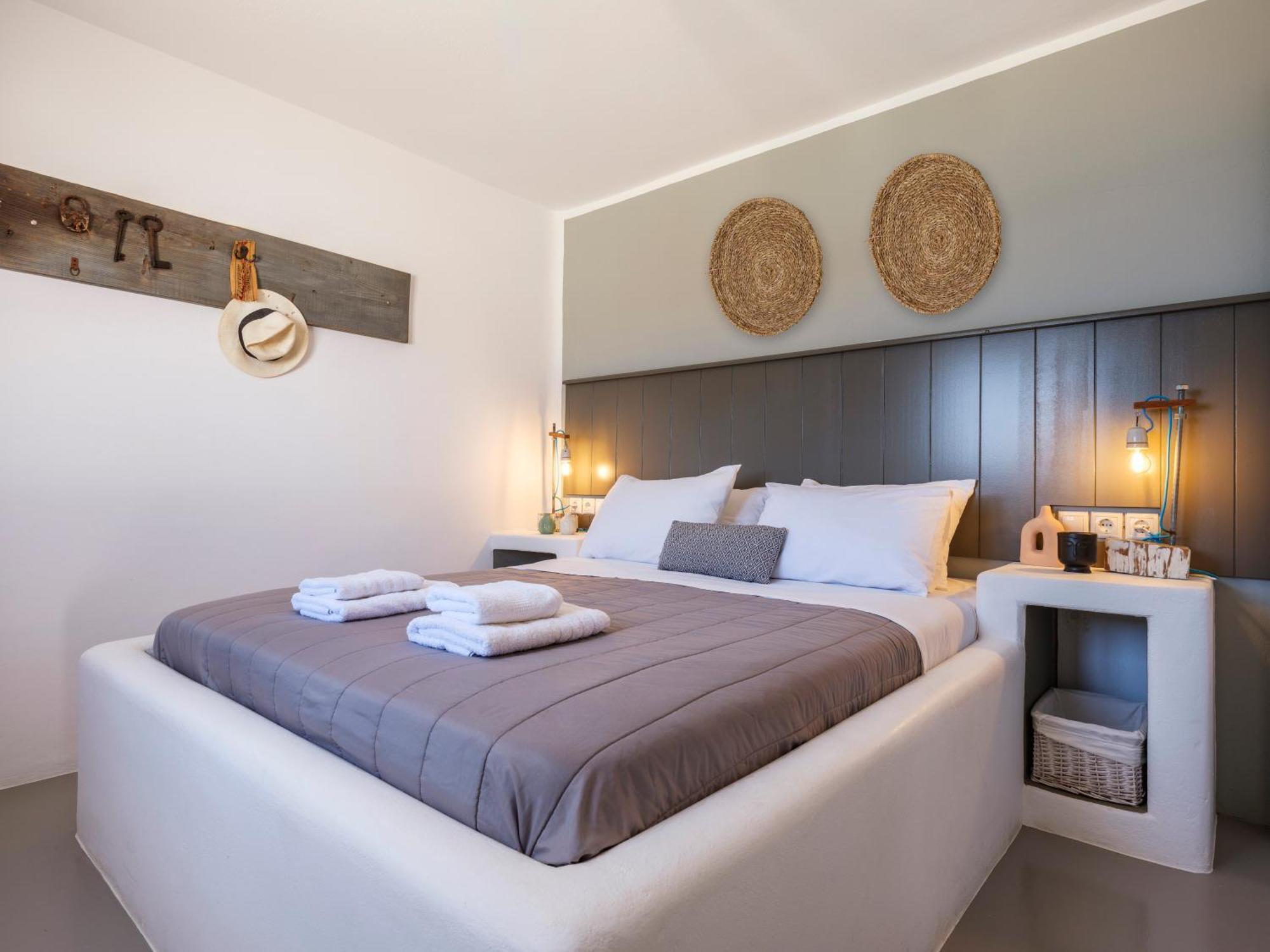 The Mykonist Merchia Beach Villas & Suites Esterno foto