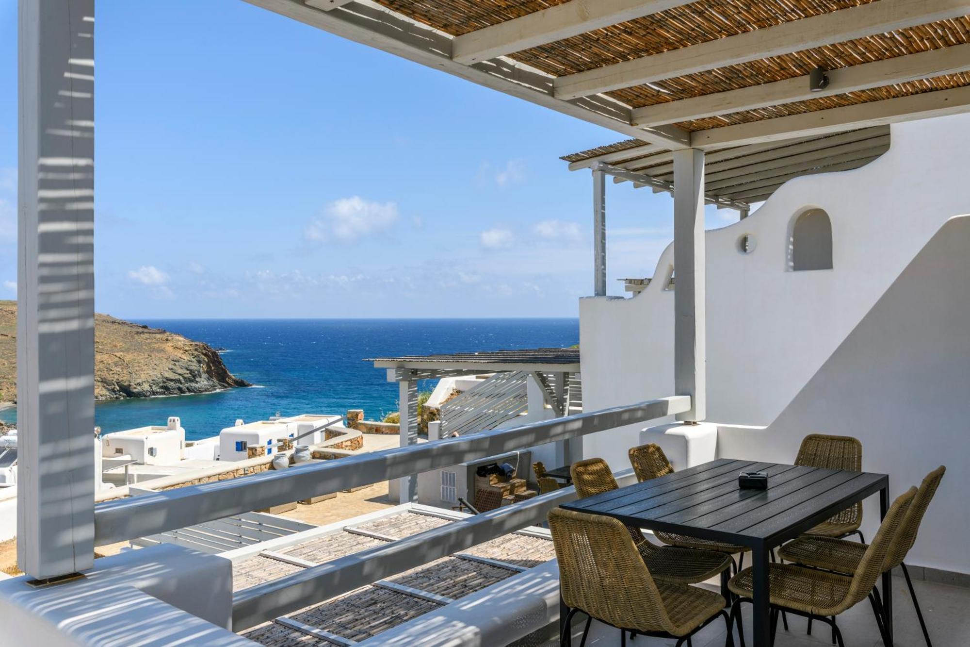 The Mykonist Merchia Beach Villas & Suites Esterno foto