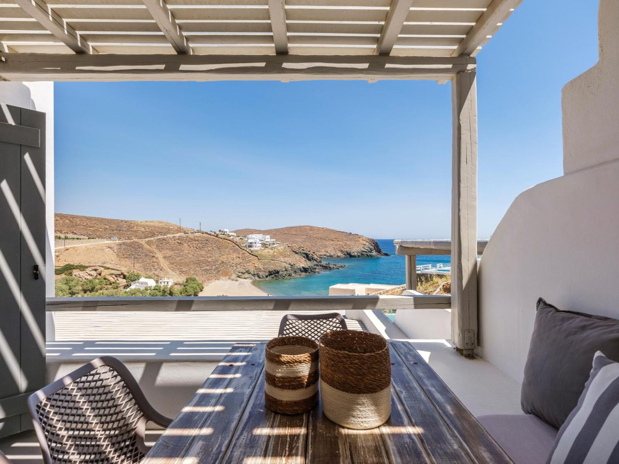The Mykonist Merchia Beach Villas & Suites Esterno foto