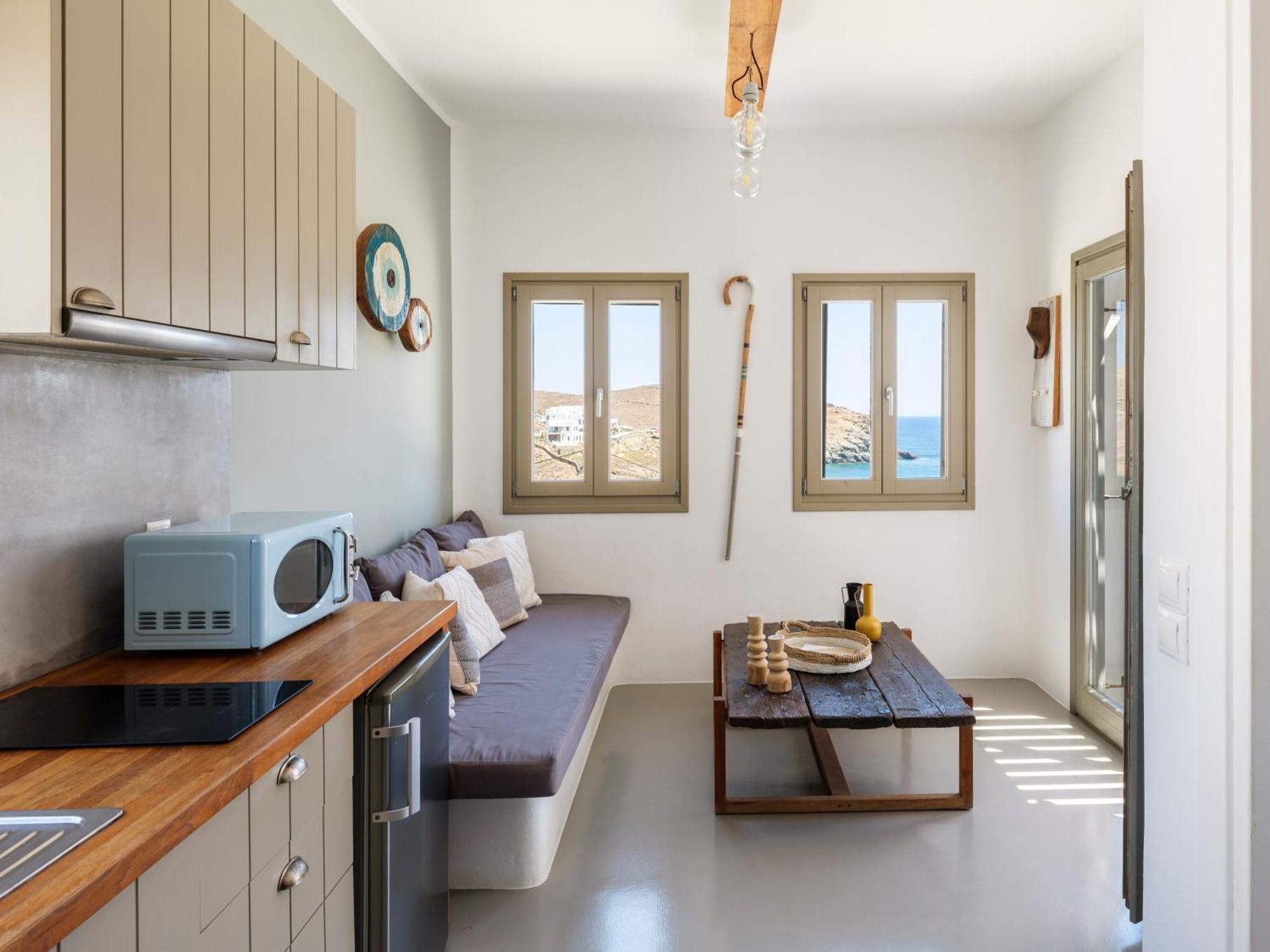 The Mykonist Merchia Beach Villas & Suites Esterno foto
