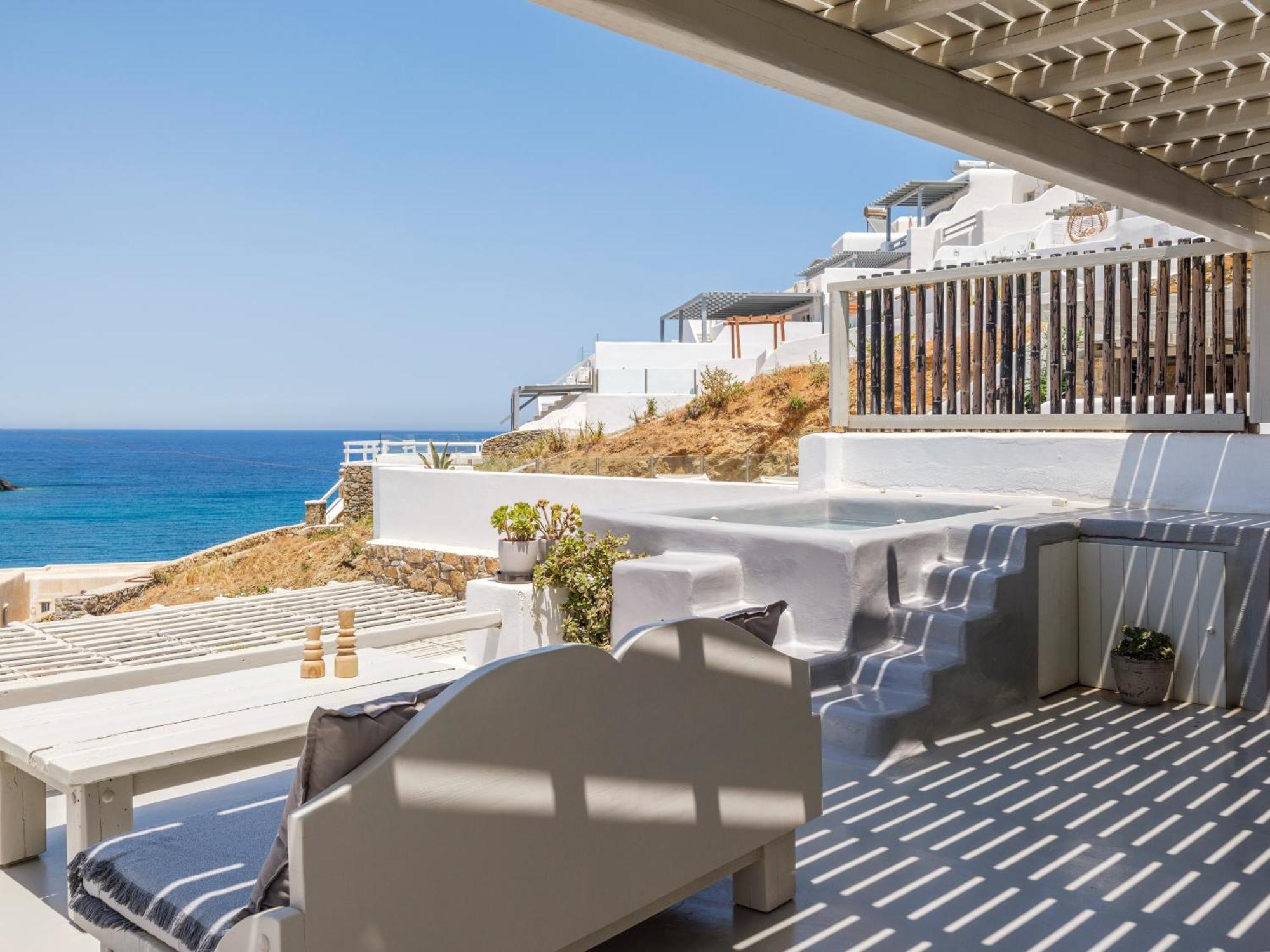 The Mykonist Merchia Beach Villas & Suites Esterno foto