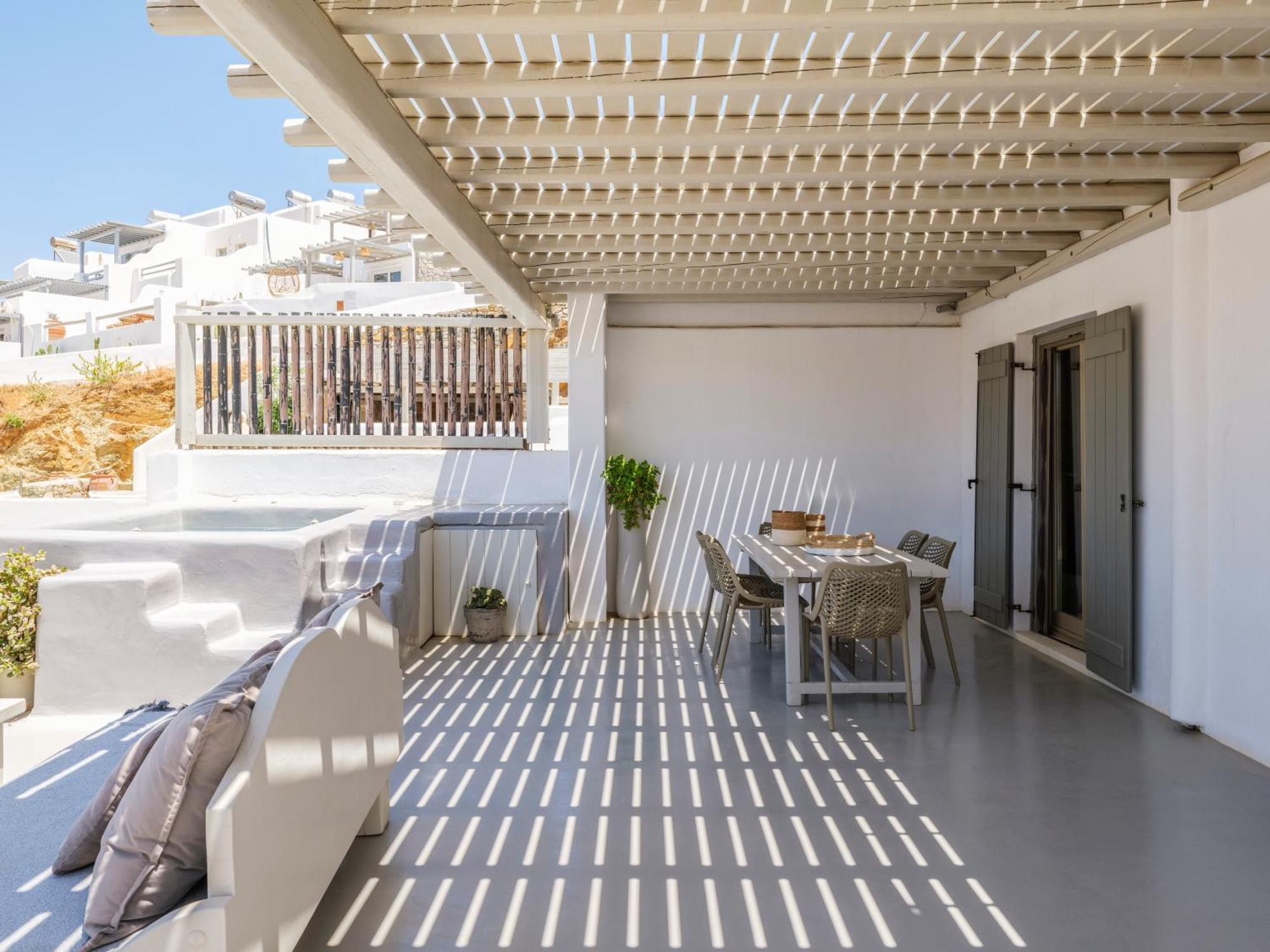 The Mykonist Merchia Beach Villas & Suites Esterno foto