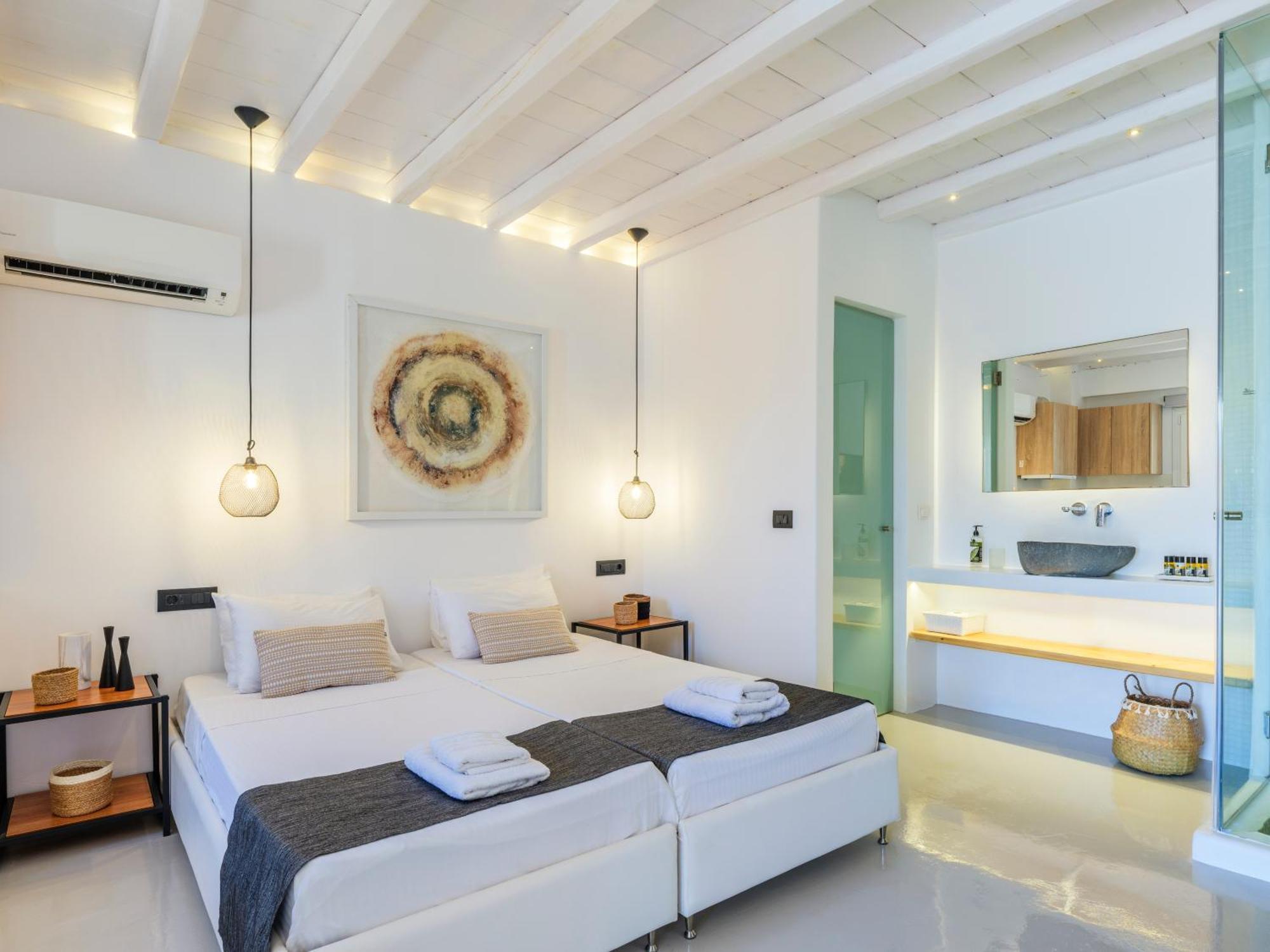 The Mykonist Merchia Beach Villas & Suites Esterno foto