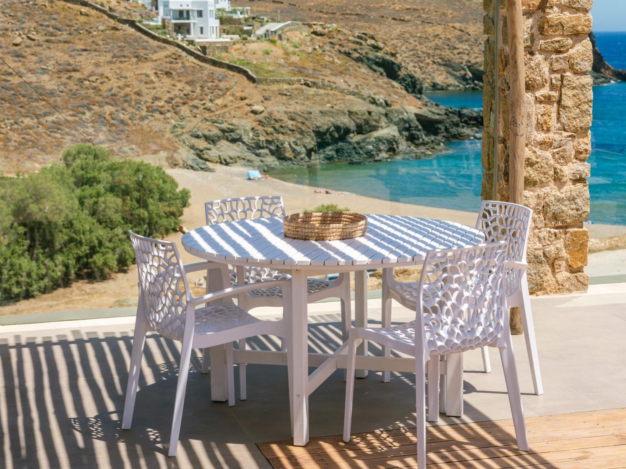 The Mykonist Merchia Beach Villas & Suites Esterno foto
